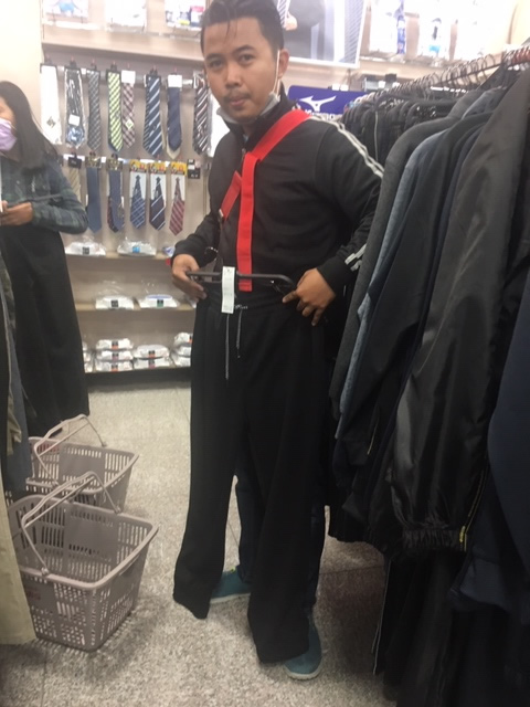 家族みんなで外国人バディファミリー